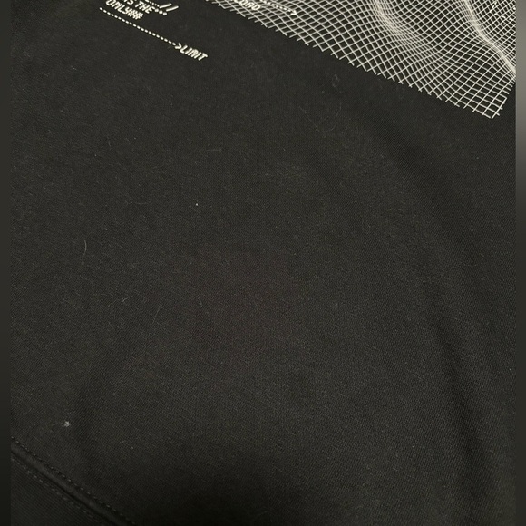 H&M Reflective-print Sweatshirt - Picture 3 of 9
